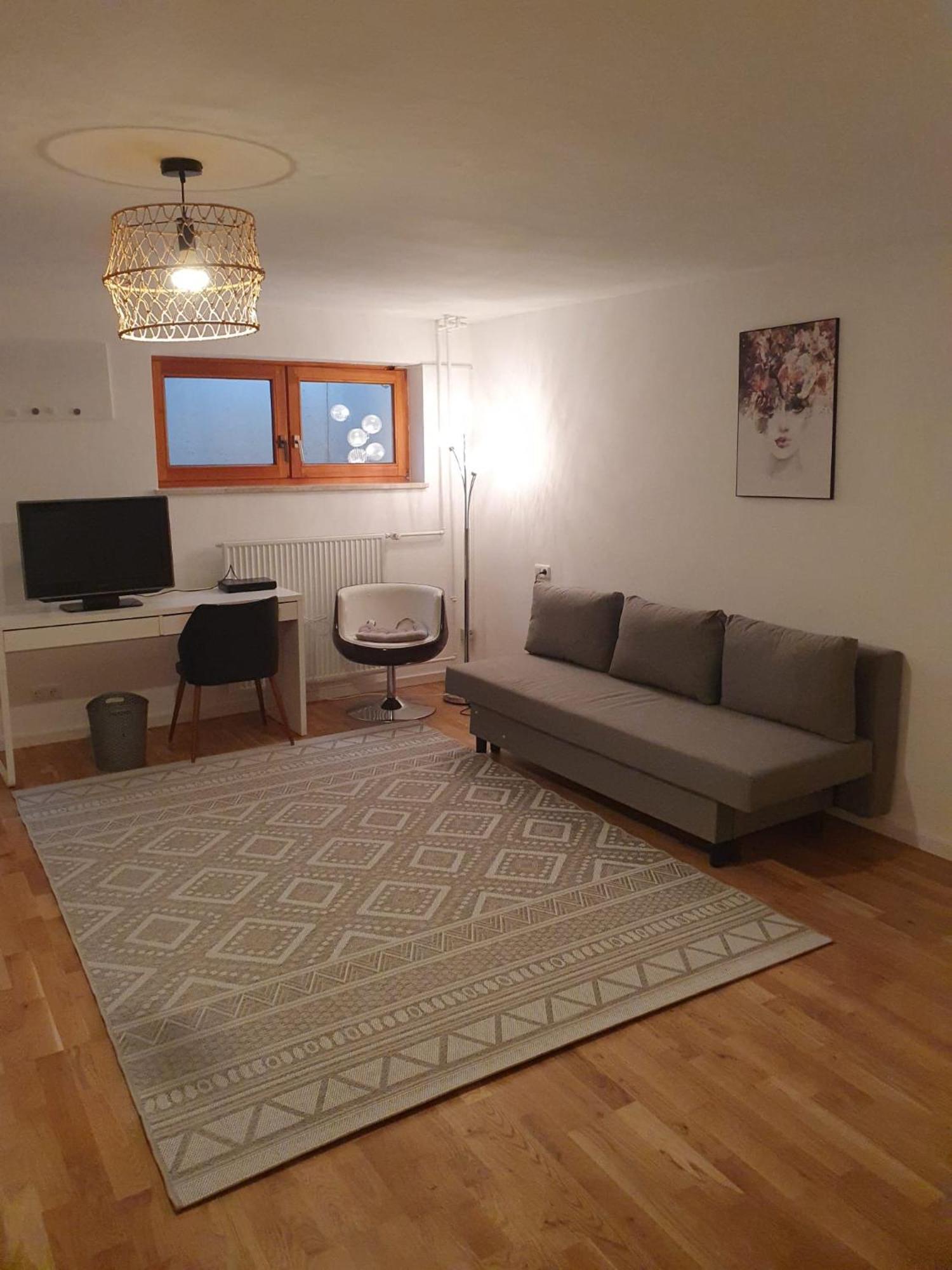 80M2 Garten-Duplexwohnung In Altperlach München Buitenkant foto